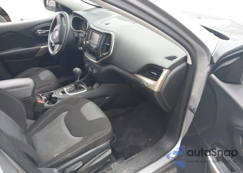 2018 Jeep Cherokee Latitude Fwd z USA, uszkodzony, nr VIN 1C4PJLCX8JD523783